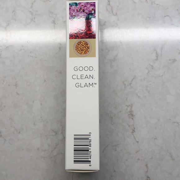 TRUE + LUSCIOUS Plumping lip and eye serum - Picture 2 of 4